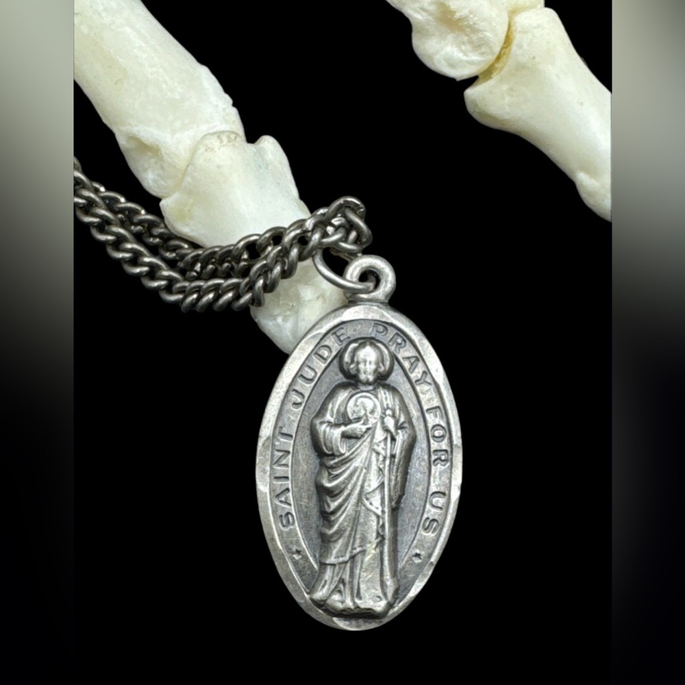 Vintage Sterling Silver Saint Jude Pray For Us Religious Medallion Necklace 24”
